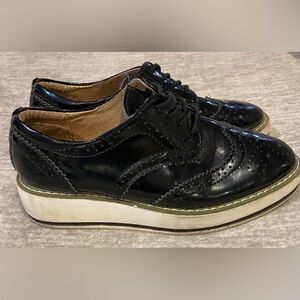 Dadawen Black Platform Lace Up Wingtip Oxford Shoes Womens Size 8.5 US